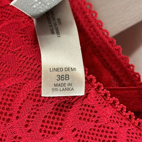 Victoria Secret Demi Bra 36B Underwire Lined Lace - Picture 12 of 14